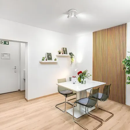 Apartment D Modernes 4 Personen Self Checkin Zentral Magdeburg